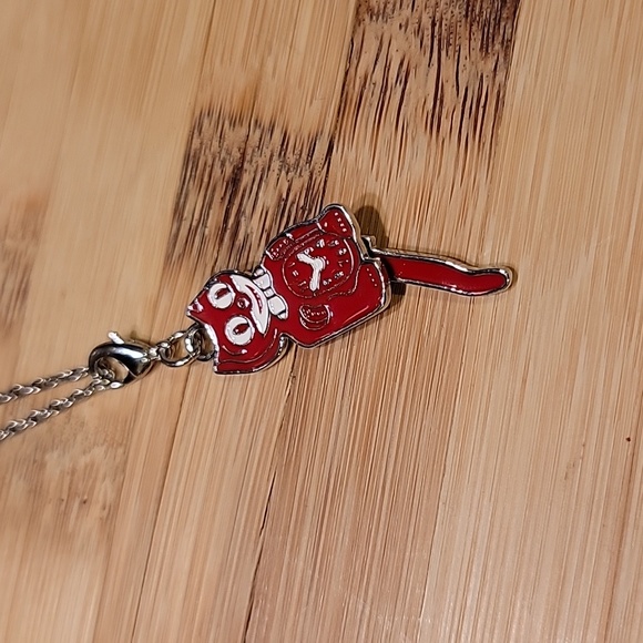 Scarlet Red Kit-Cat Klock clock clip on charm necklace - Picture 1 of 5